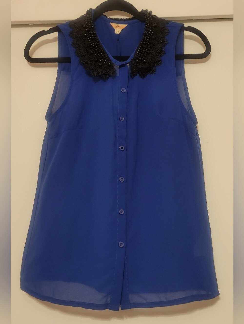 NWT Nylon Apparel Royal Blue Sleeveless Blouse Beaded Lace Collar Small